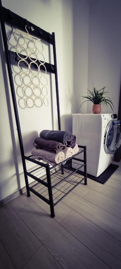 Superb Apartment 35 Voucere Vacanta Zero74Unu236Optsute Iasi Bagian luar foto