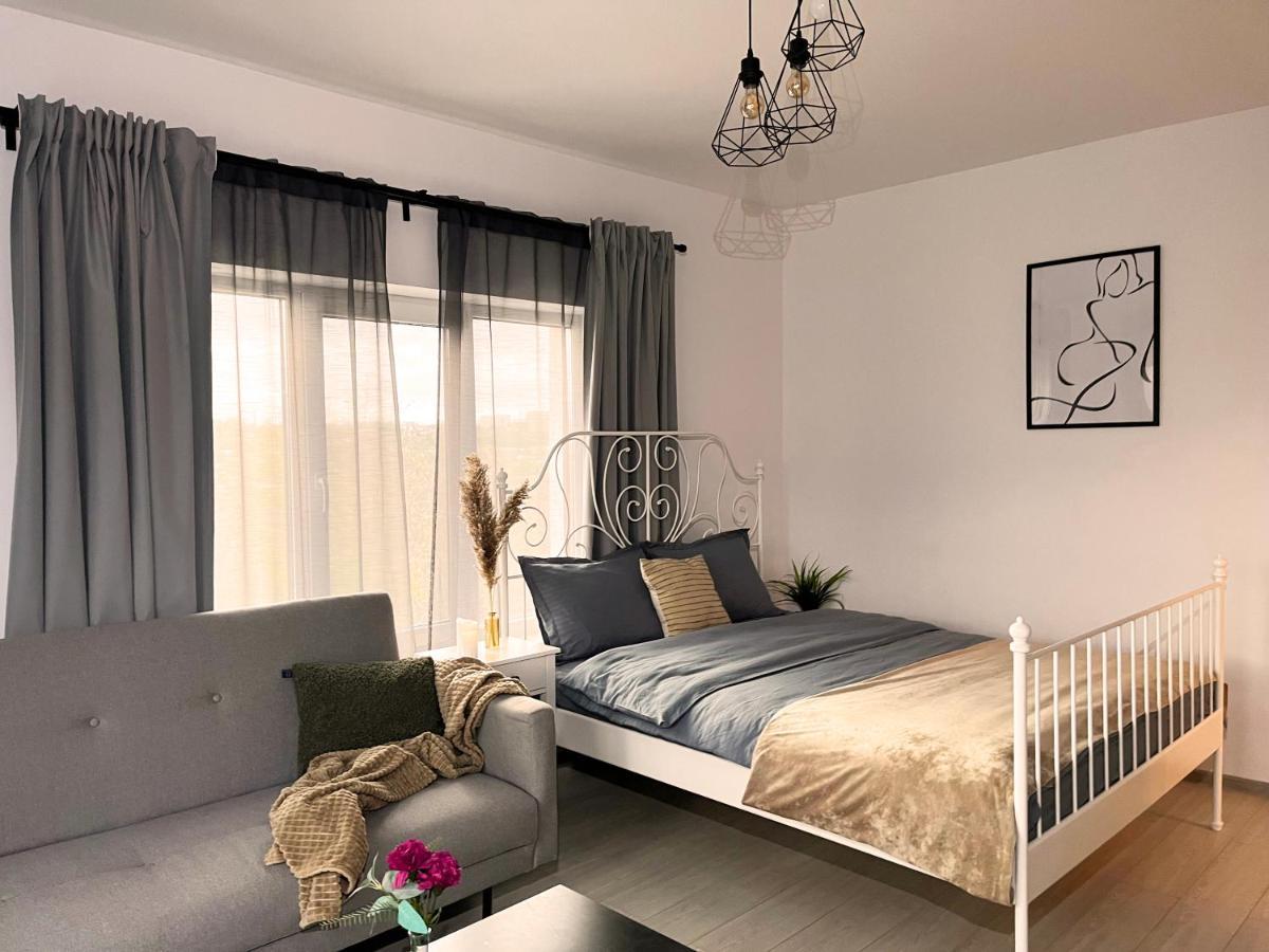 Superb Apartment 35 Voucere Vacanta Zero74Unu236Optsute Iasi Bagian luar foto