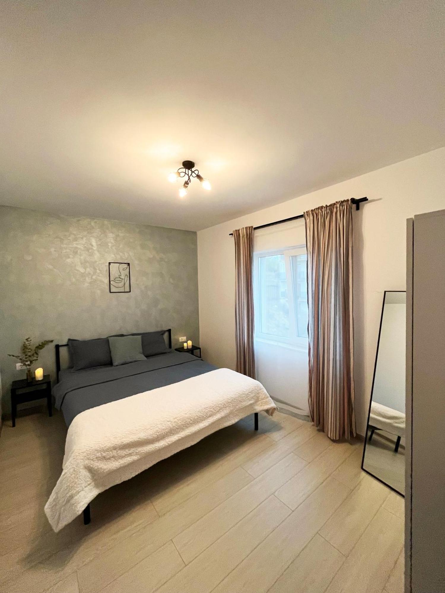 Superb Apartment 35 Voucere Vacanta Zero74Unu236Optsute Iasi Bagian luar foto